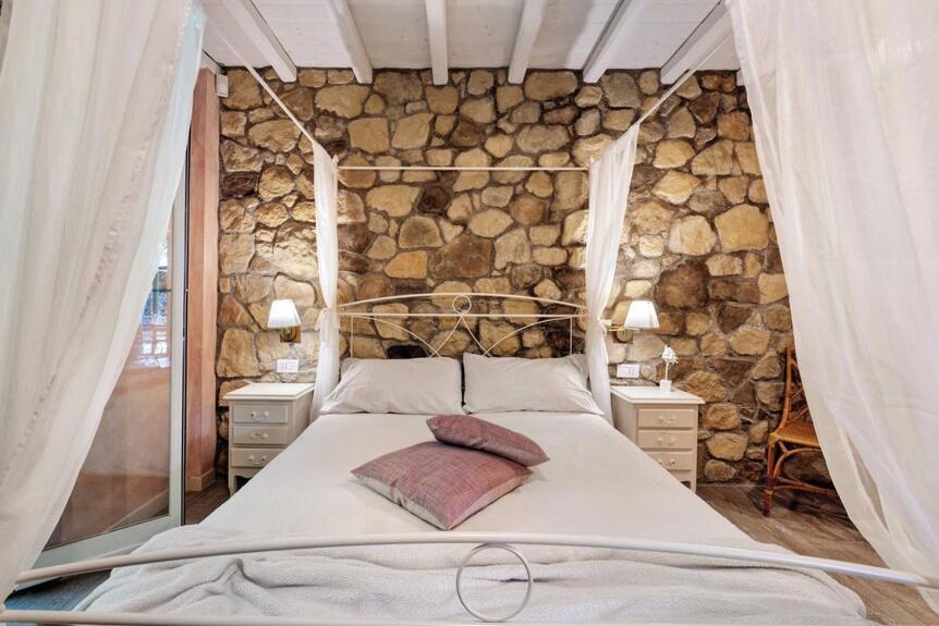 La Rocca Maison De Charme Монеглия Екстериор снимка