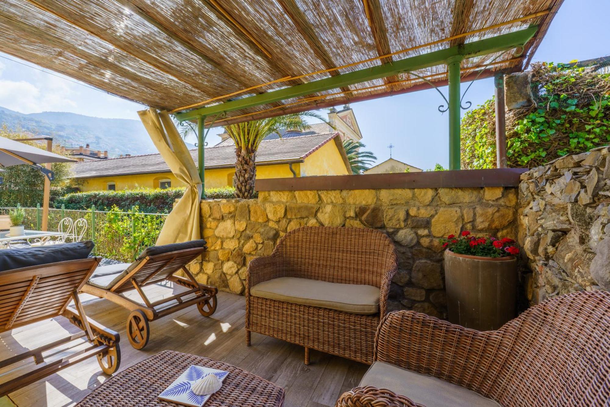 La Rocca Maison De Charme Монеглия Екстериор снимка