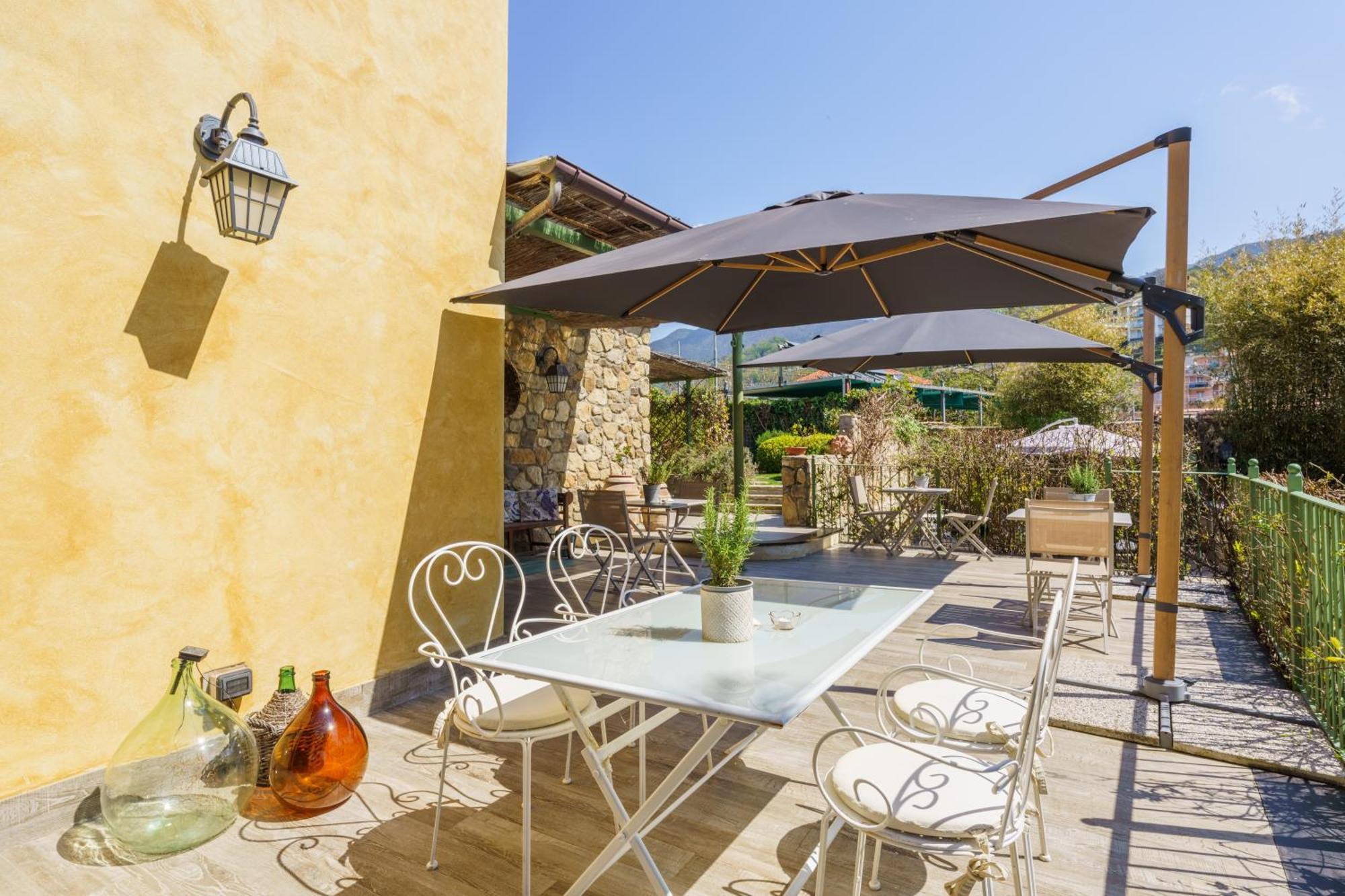 La Rocca Maison De Charme Монеглия Екстериор снимка